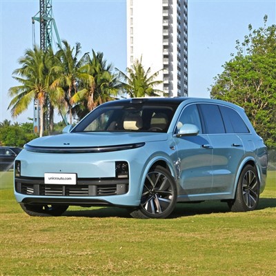 SUV sederhana dan besar L8 L8